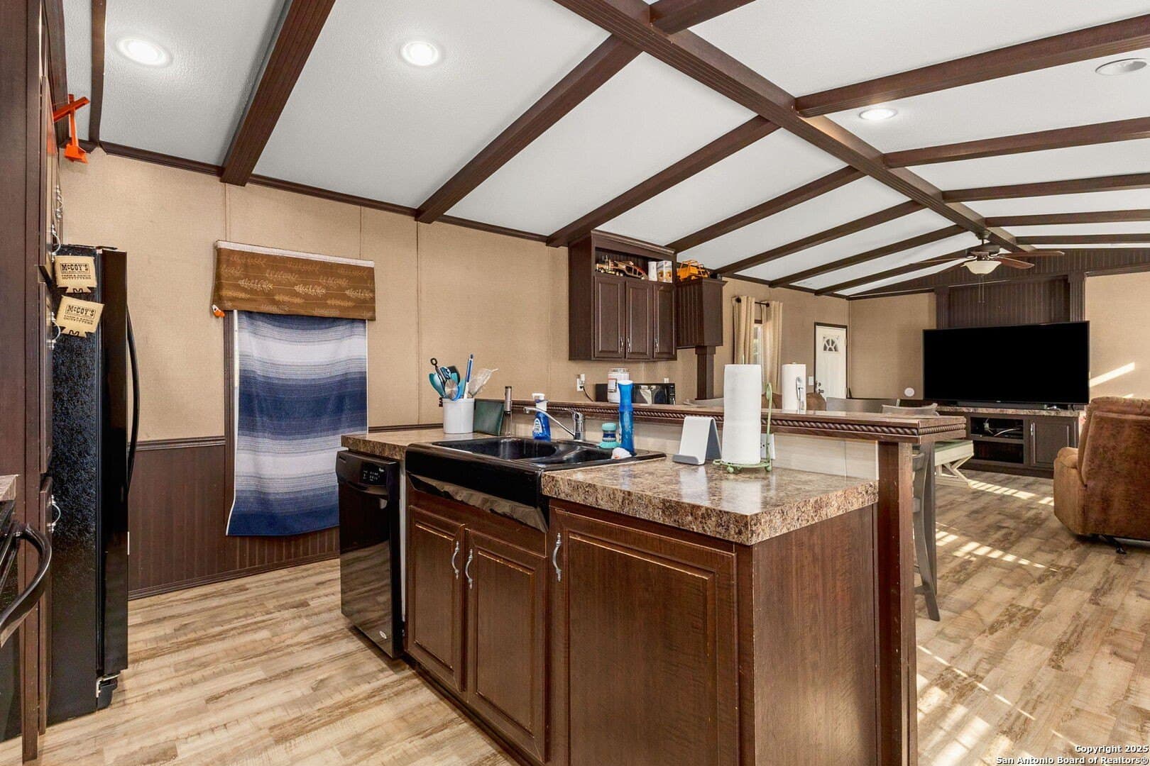 13.97 acres in Guadalupe County - photo 4