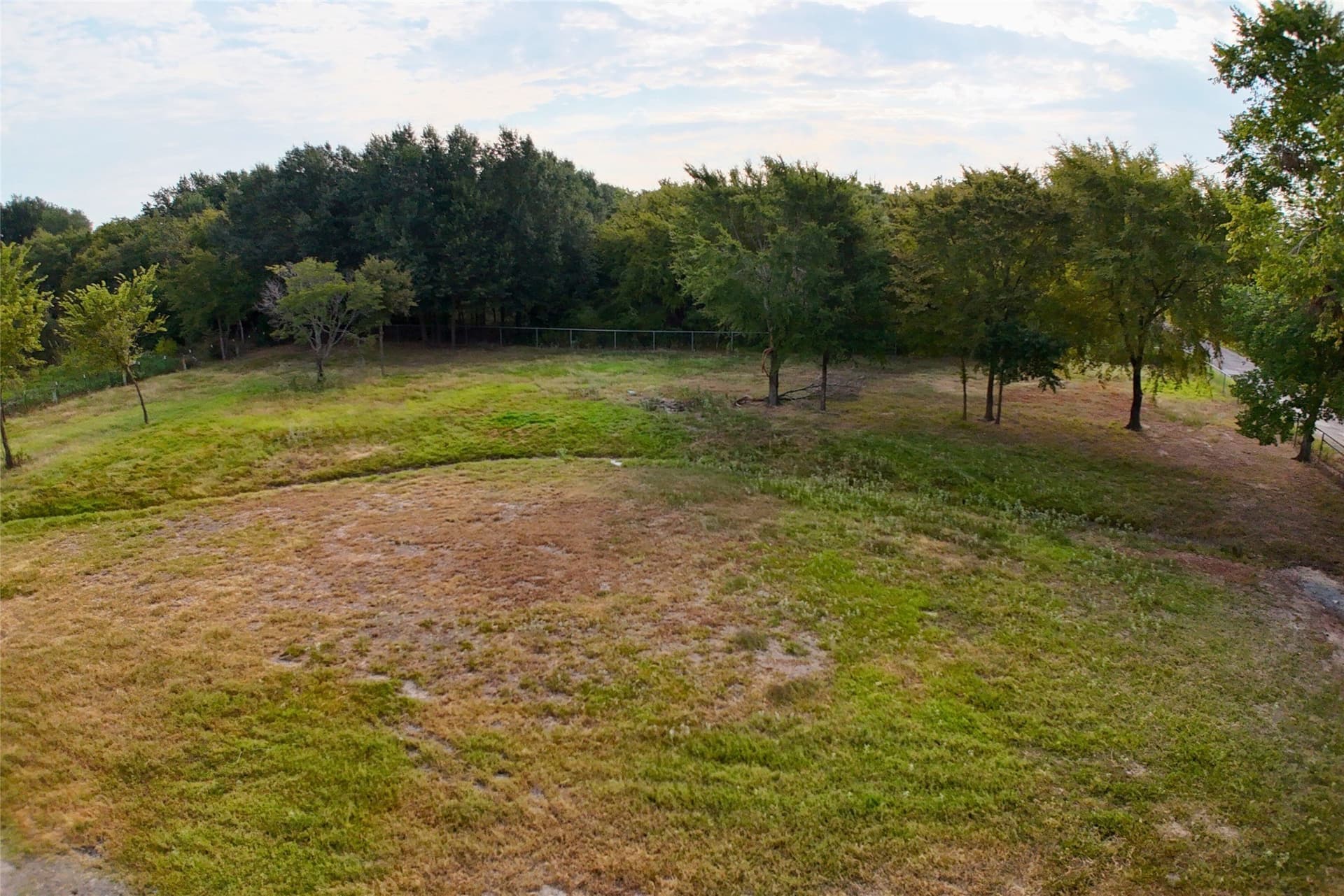 1 acres in Kaufman County gallery image 3