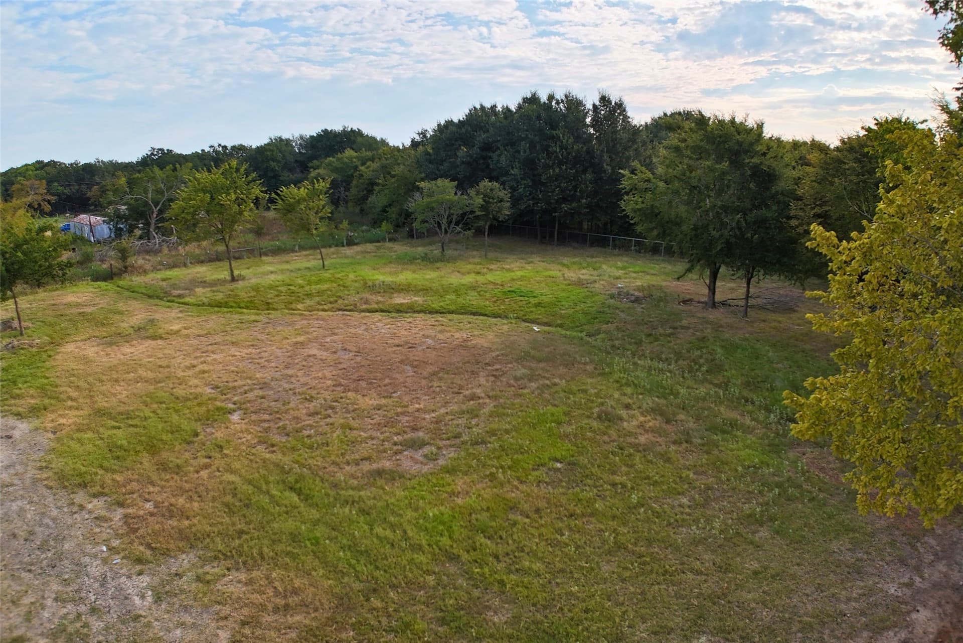 1 acres in Kaufman County gallery image 2