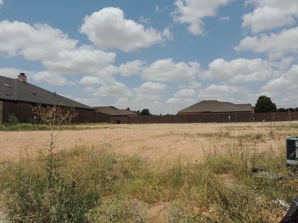 0.32 acres in Midland County gallery image 3