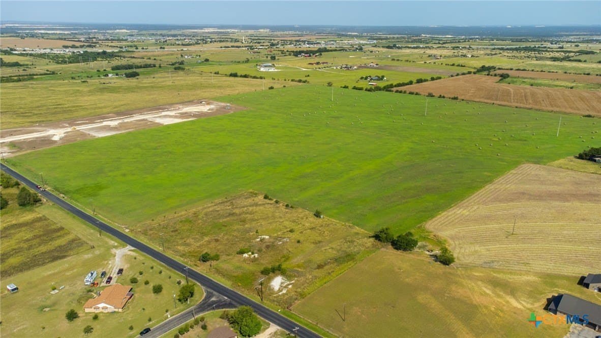 11.22 acres in Williamson County - photo 4