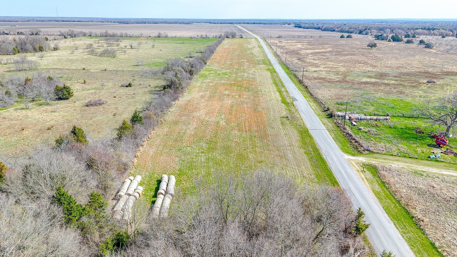 1 acres in Navarro County gallery image 2