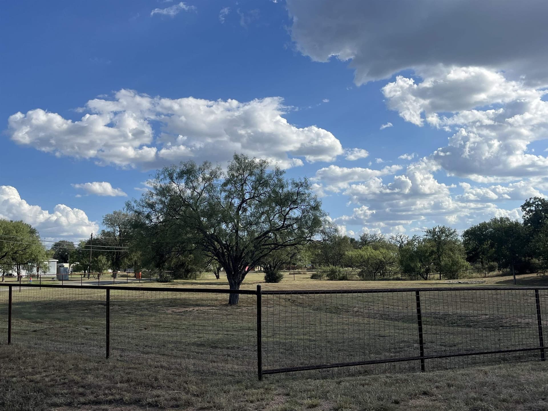 1.04 acres in Burnet County gallery image 4