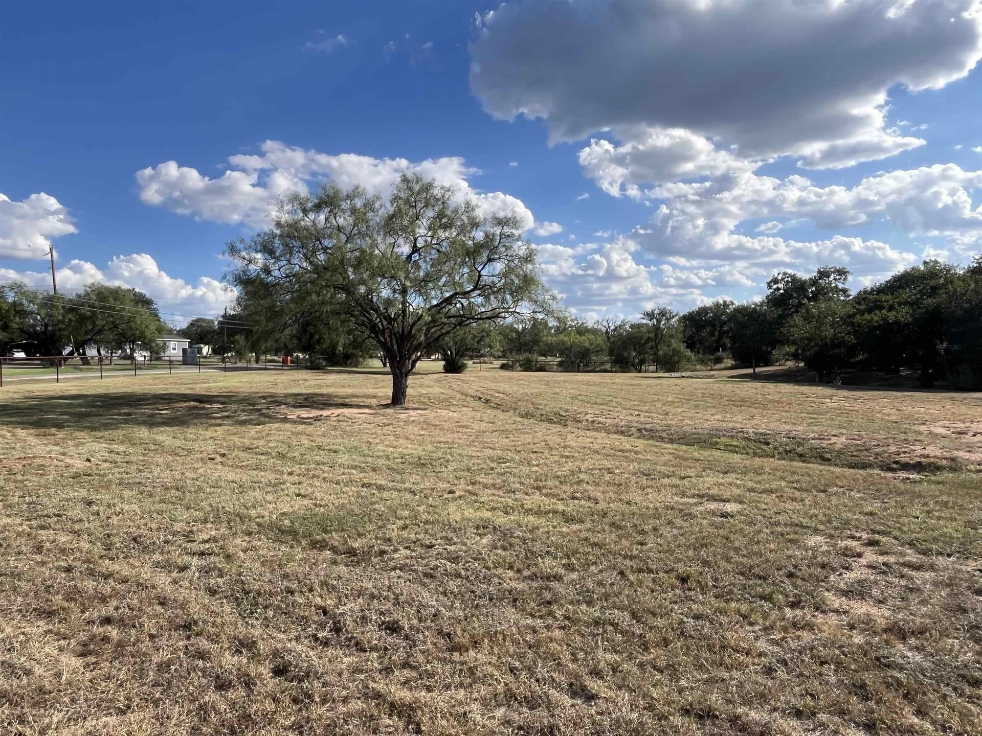 1.04 acres in Burnet County gallery image 3
