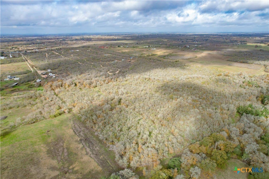 15.45 acres in Guadalupe County - photo 8