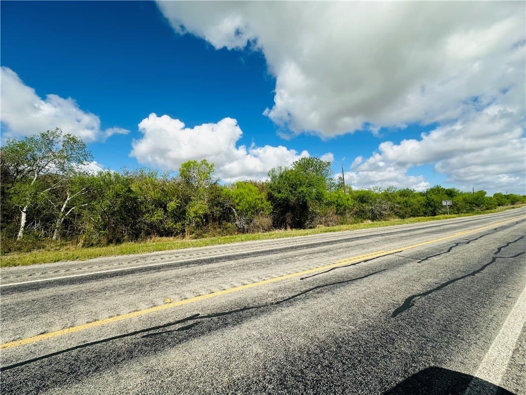 10.08 acres in San Patricio County - photo 12