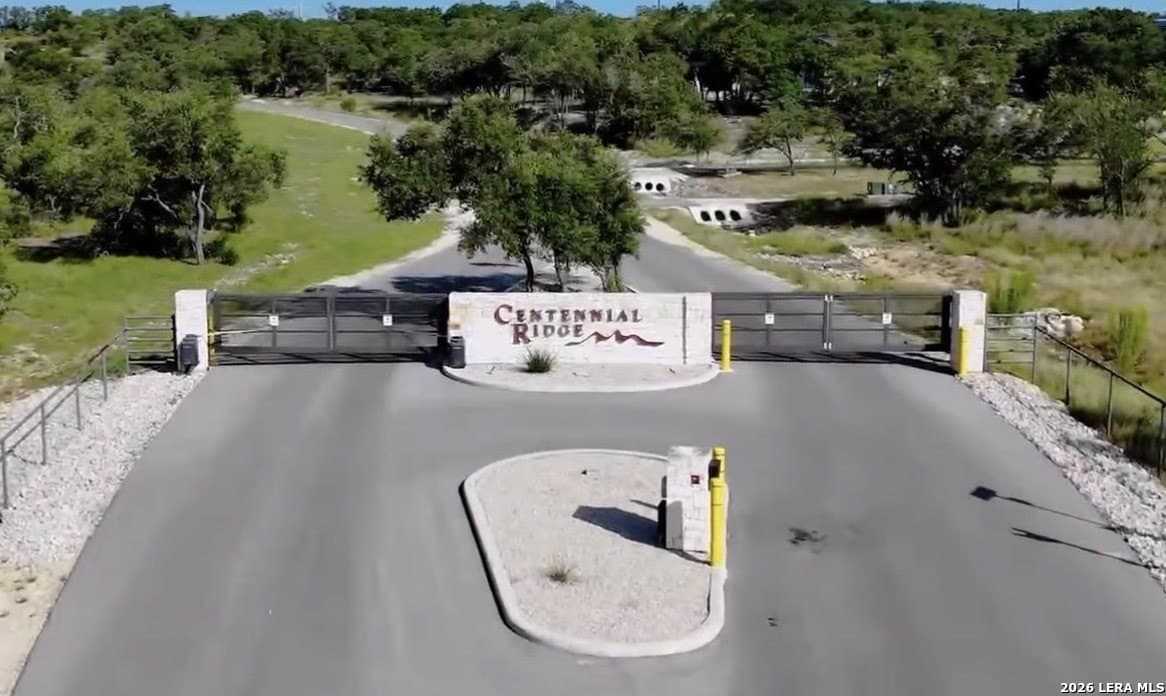 5.01 acres in Comal County