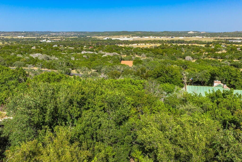 0.52 acres in Kerr County - photo 5