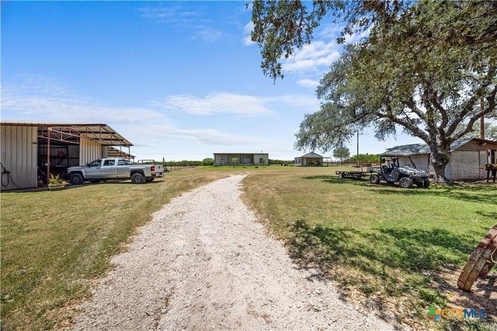 10.7 acres in Bee County featured view
