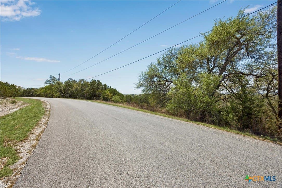 1.08 acres in Comal County - photo 8