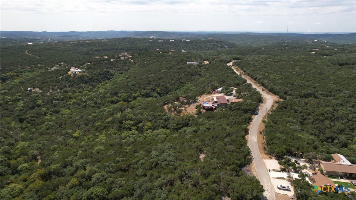 5.32 acres in Bandera County gallery image 3