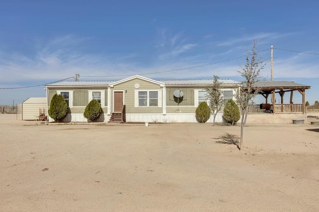 10 acres in Pecos County