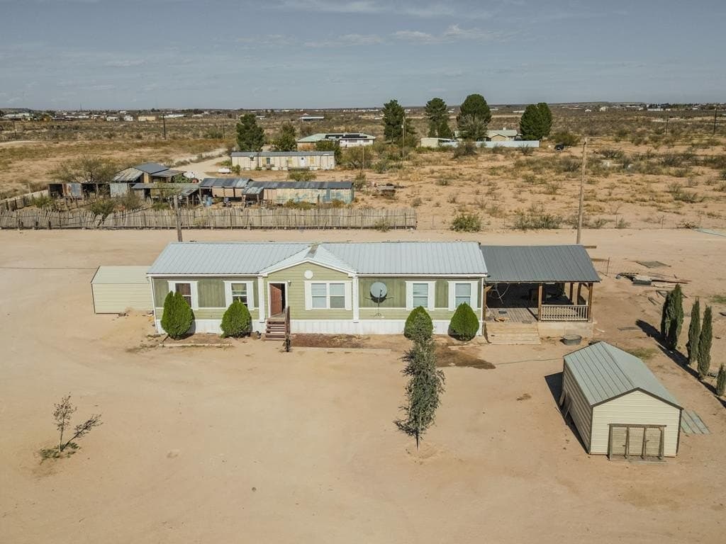 10 acres in Pecos County gallery image 4