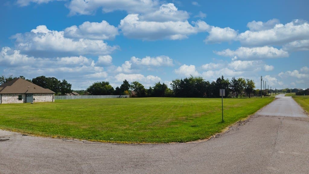1 acres in Henderson County - photo 12