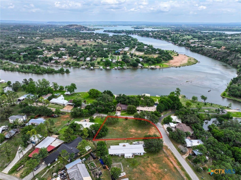 0.58 acres in Llano County - photo 4