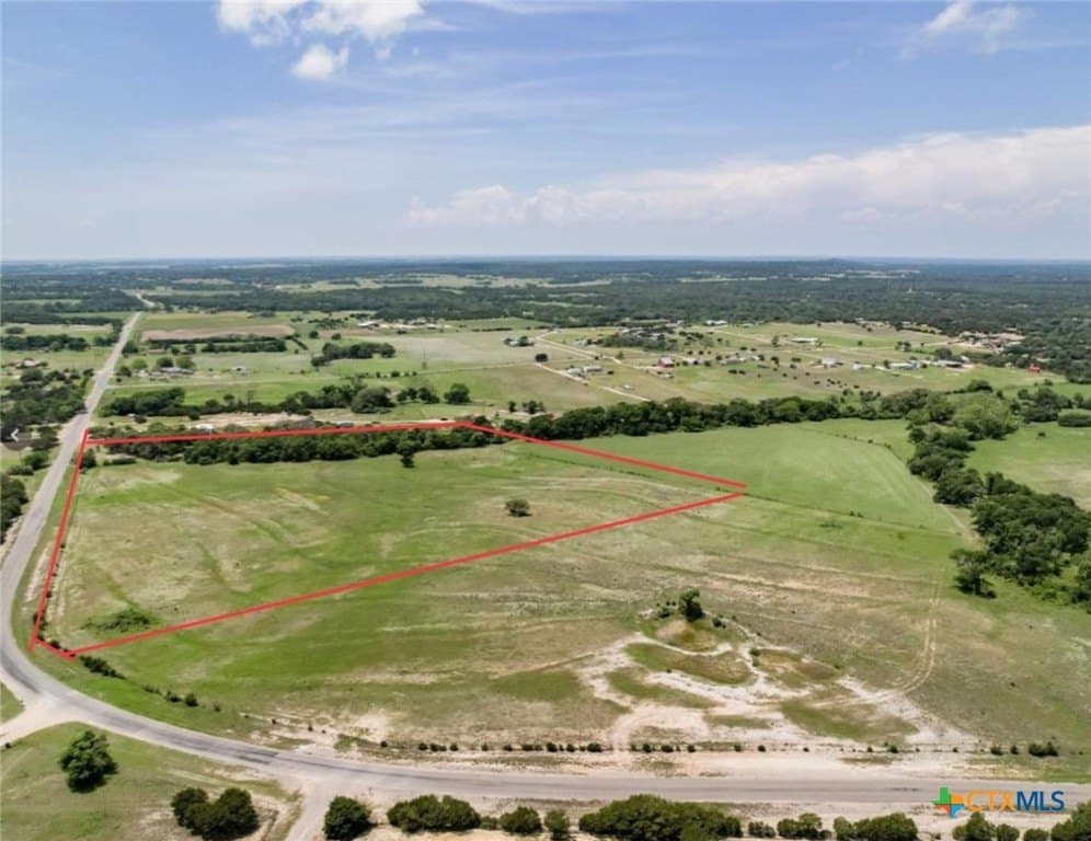 11 acres in Williamson County featured view