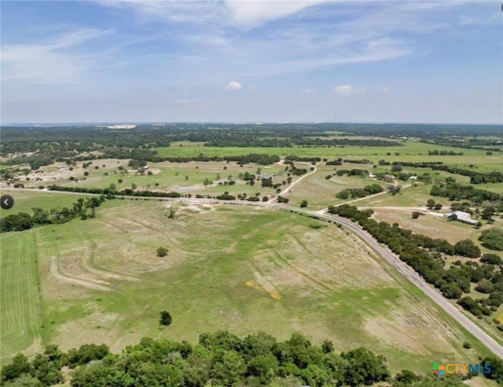 11 acres in Williamson County gallery image 3