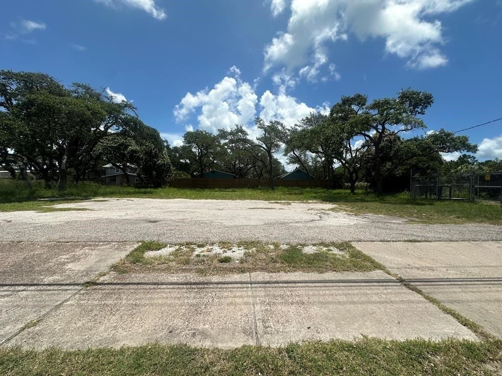 0.23 acres in Aransas County