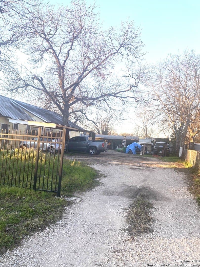 0.15 acres in Bexar County gallery image 2