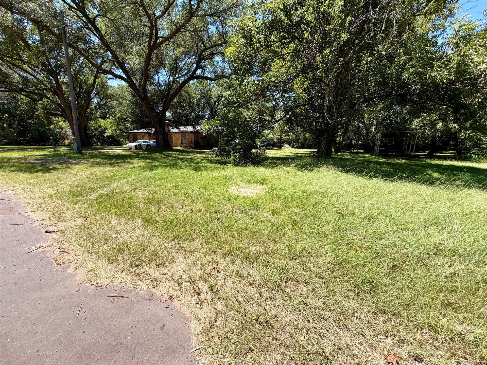 0.2 acres in Smith County - photo 4