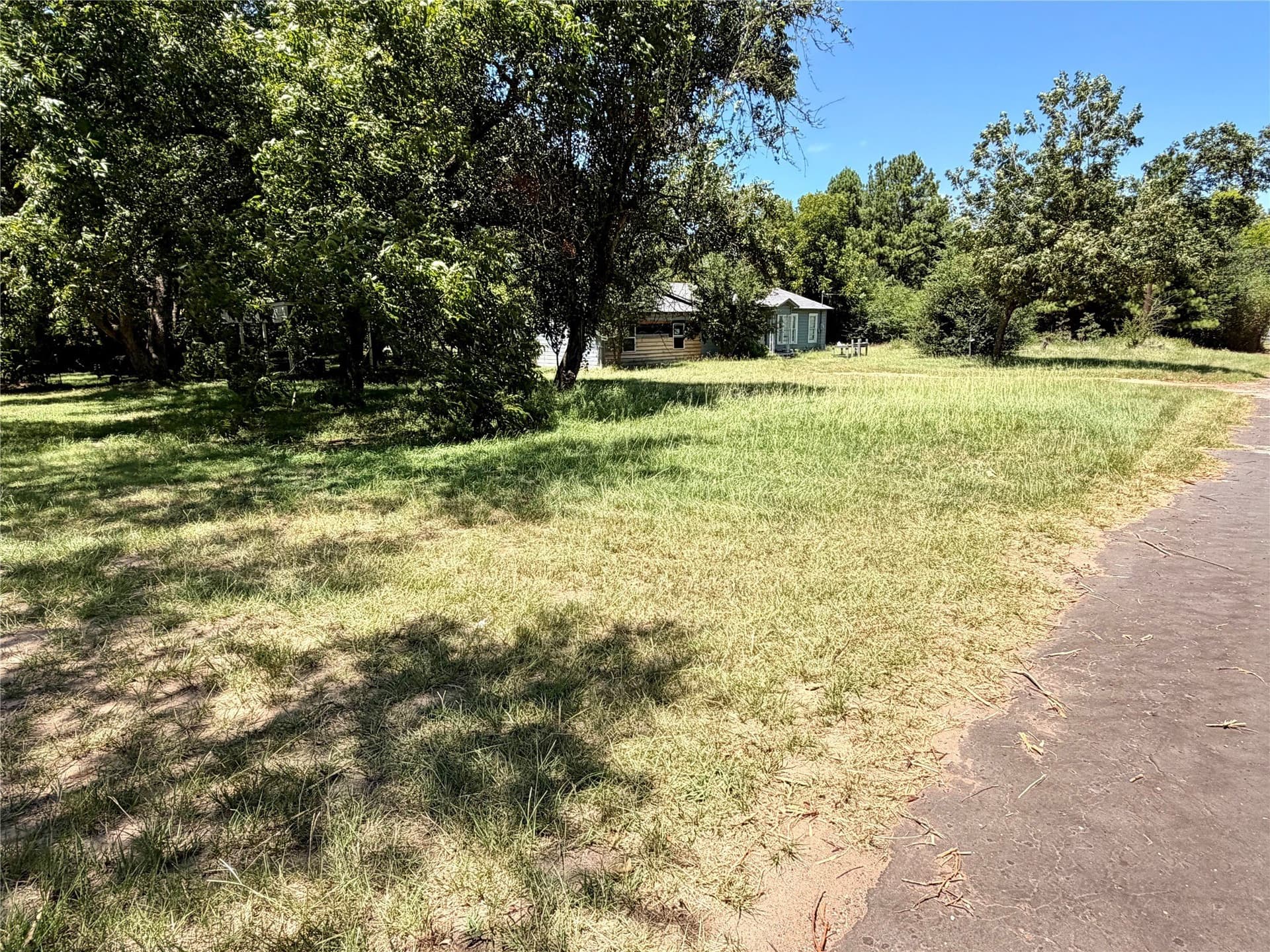 0.2 acres in Smith County - photo 3