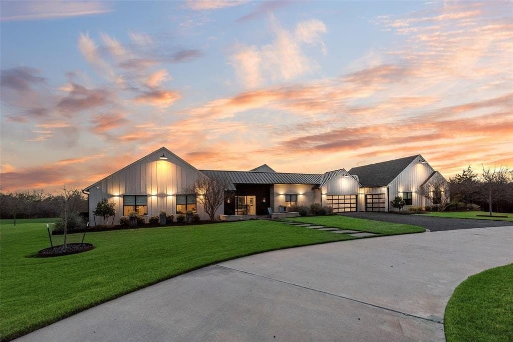 11.96 acres in Rockwall County