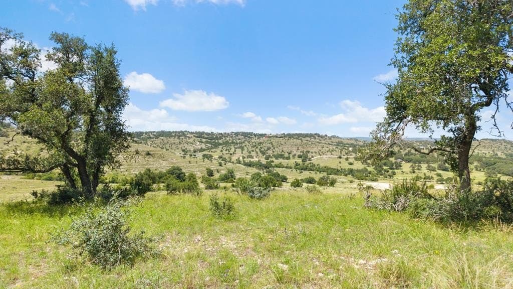 71.47 acres in Blanco County