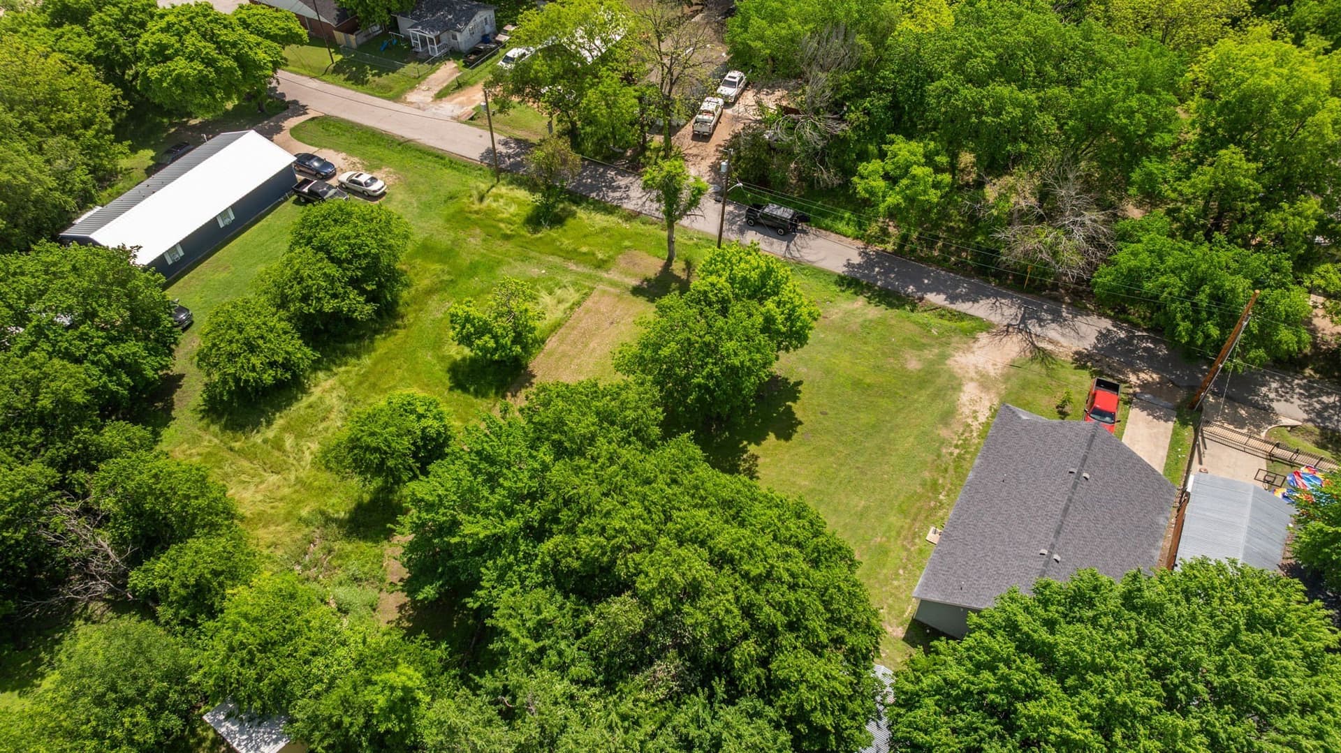 0.16 acres in Ellis County - photo 9