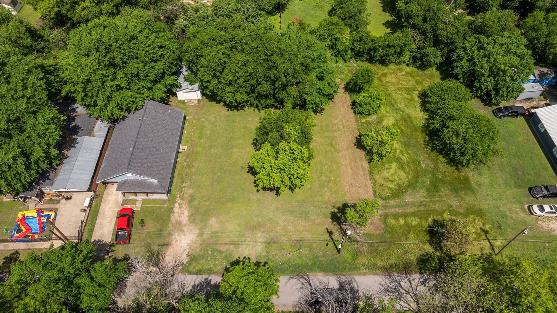 0.16 acres in Ellis County - photo 10