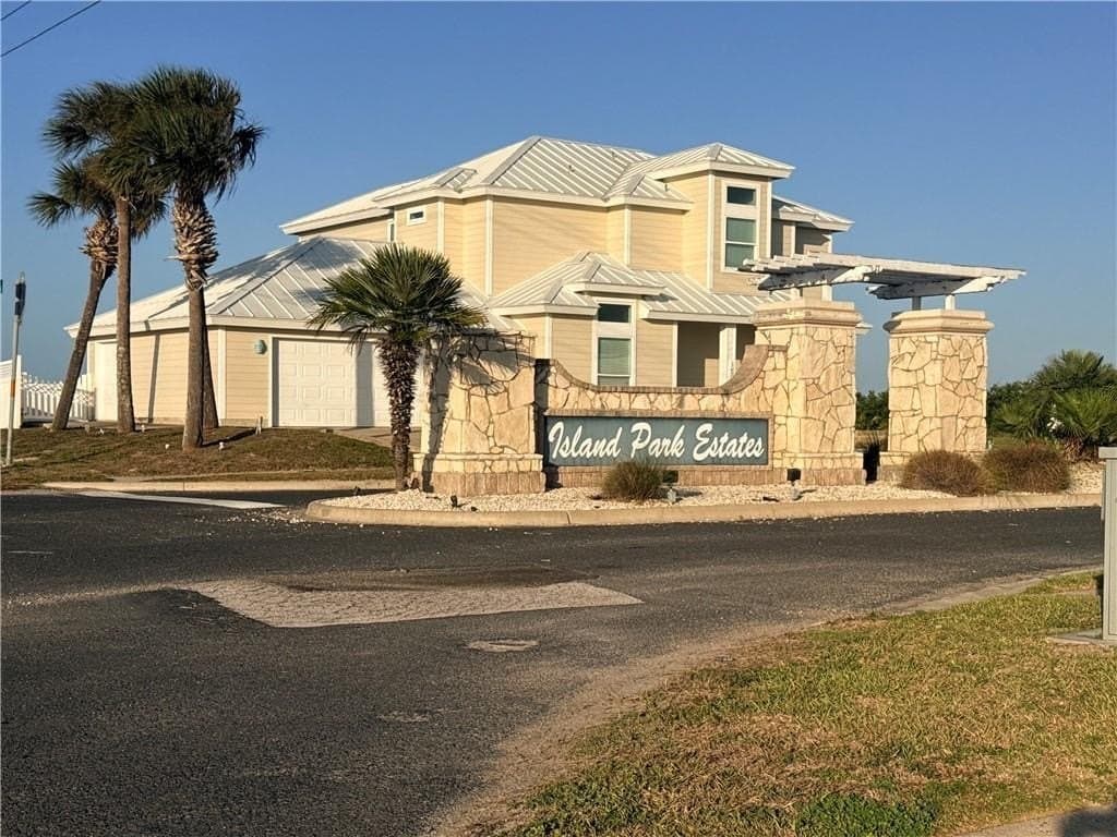 0.11 acres in Nueces County