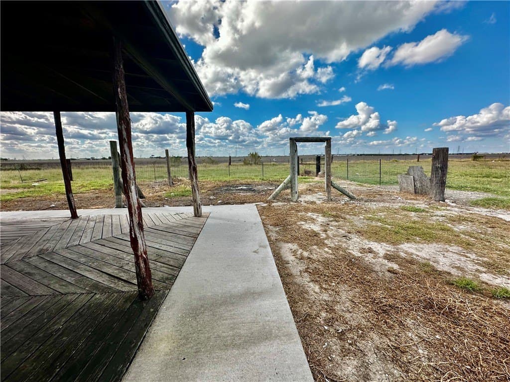10.73 acres in Nueces County - photo 28