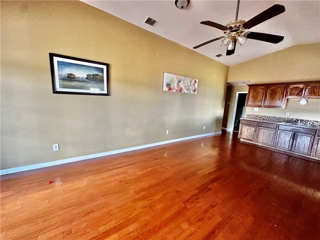 10.73 acres in Nueces County - photo 16