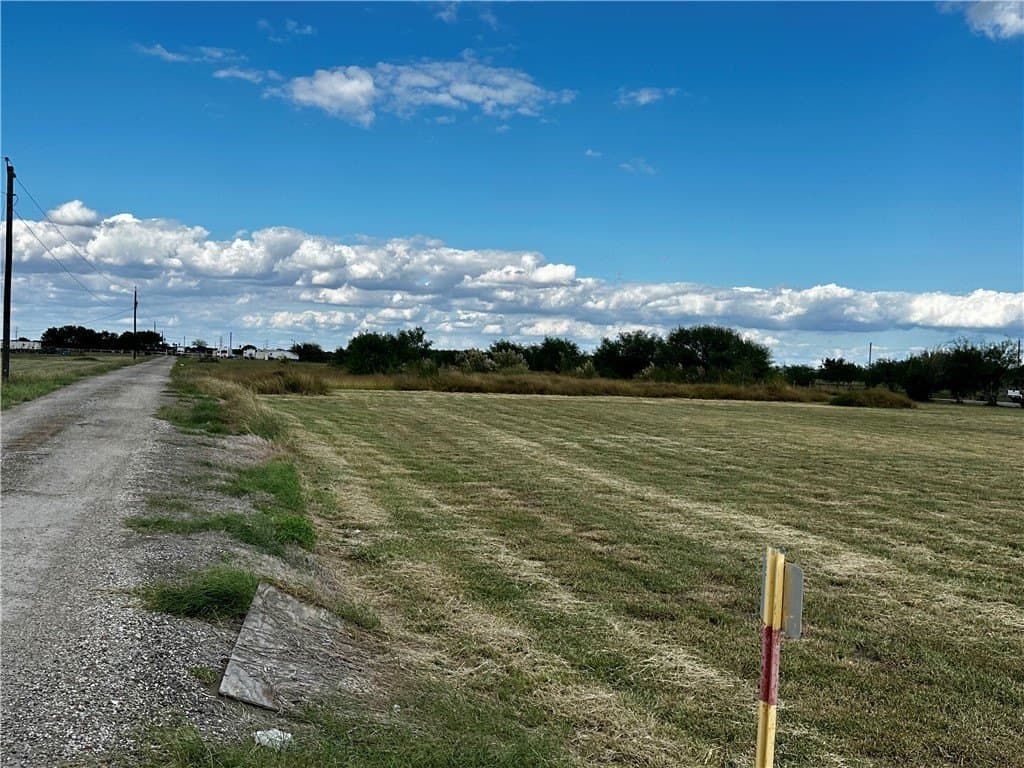 10.73 acres in Nueces County - photo 25
