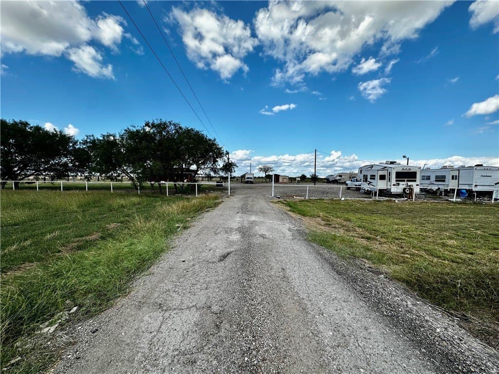 10.73 acres in Nueces County - photo 3