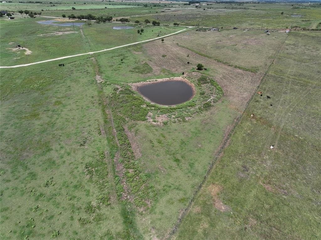 10.5 acres in Montague County gallery image 3