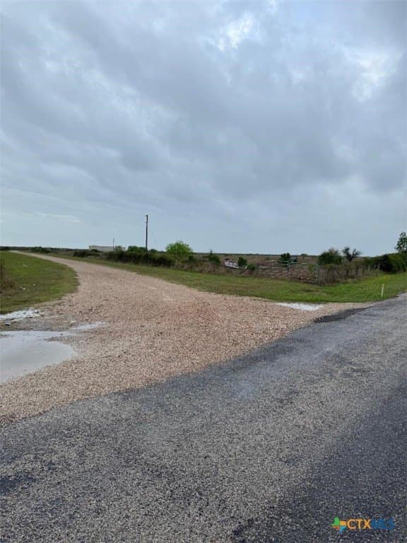 1,088.76 acres in Calhoun County - photo 13