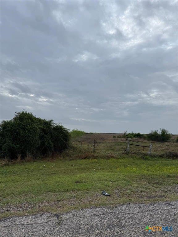 1,088.76 acres in Calhoun County - photo 20
