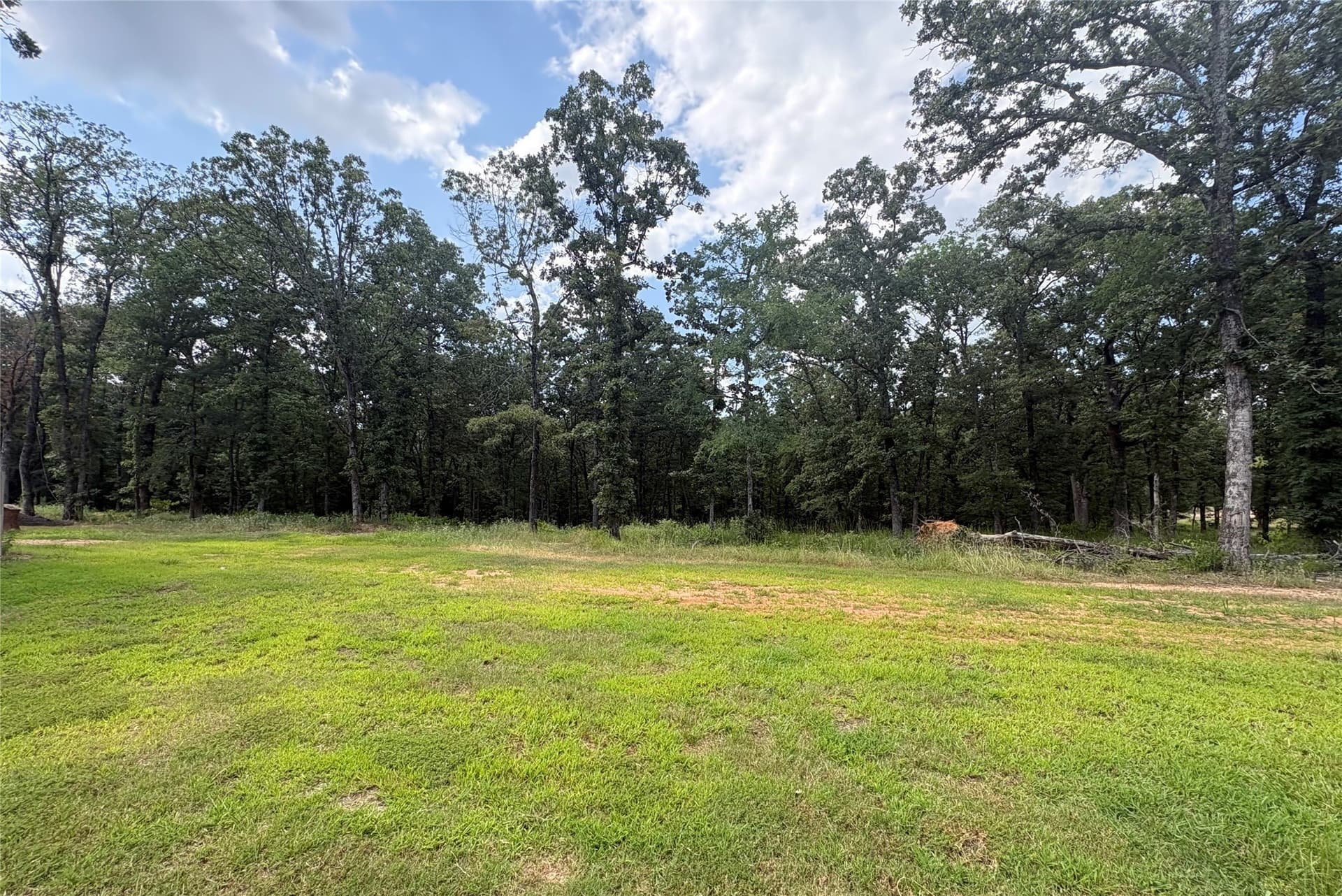 1 acres in Wood County