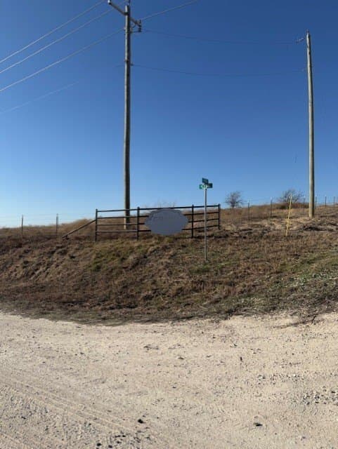 10.37 acres in Hill County - photo 13