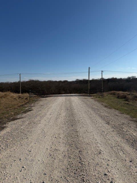 10.37 acres in Hill County - photo 25