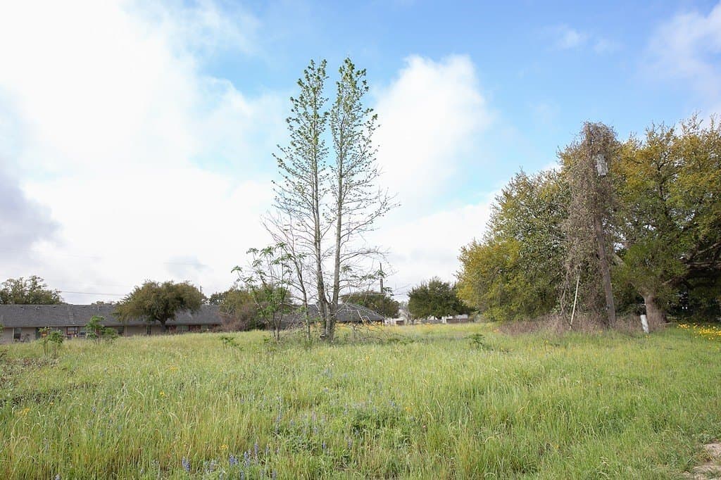 2.45 acres in Waller County featured view
