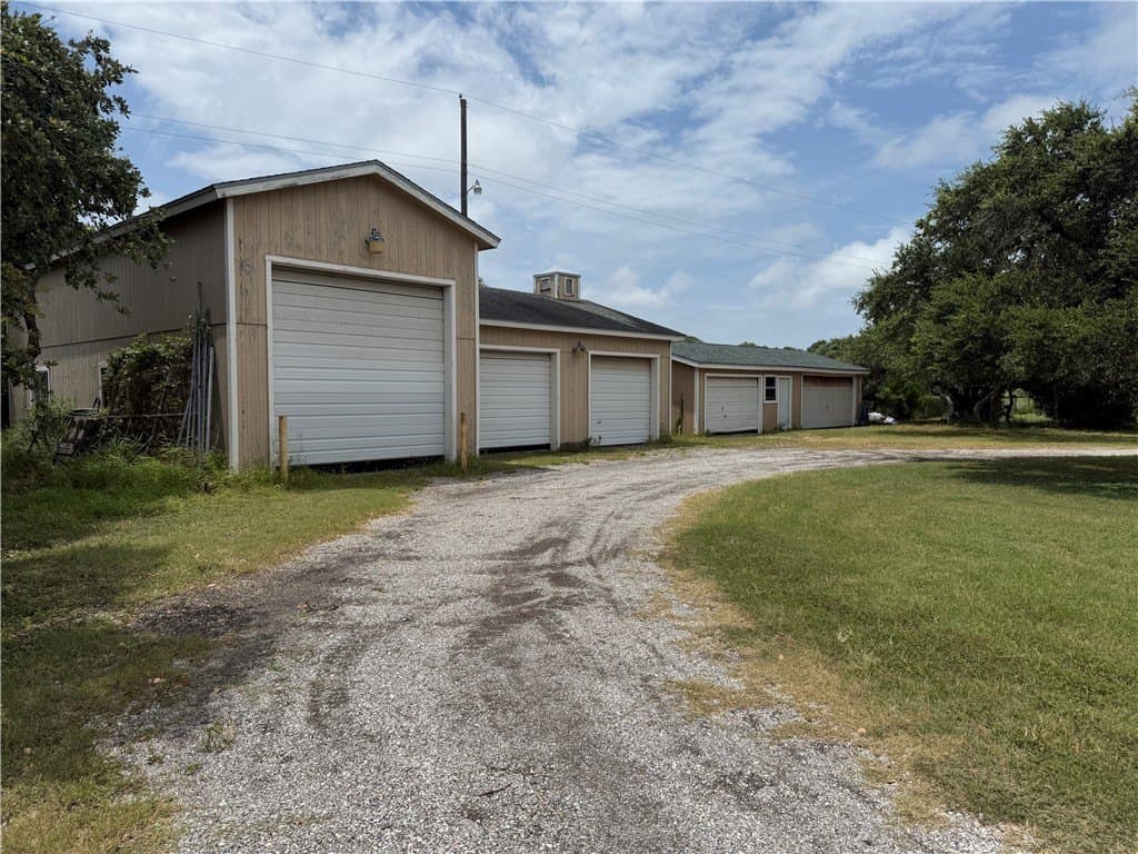 20.06 acres in Nueces County - photo 32