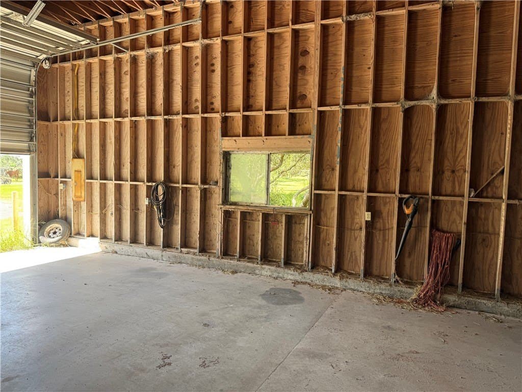 20.06 acres in Nueces County - photo 34