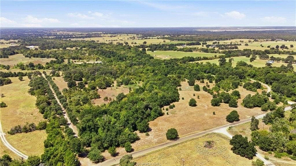 11.86 acres in Robertson County - photo 4