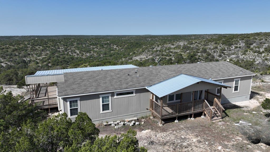 273 acres in Edwards County gallery image 2