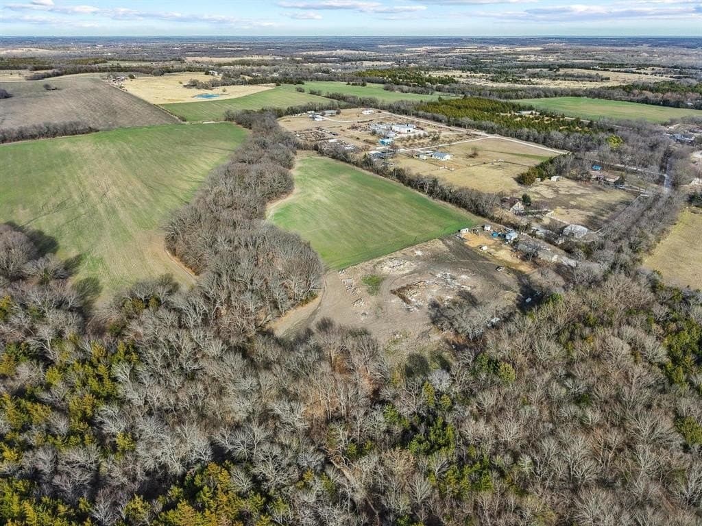 23.06 acres in Grayson County featured view