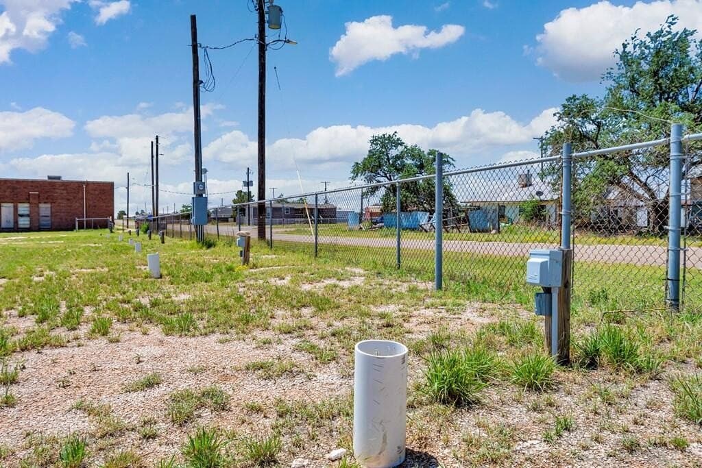 2.89 acres in Ector County - photo 8