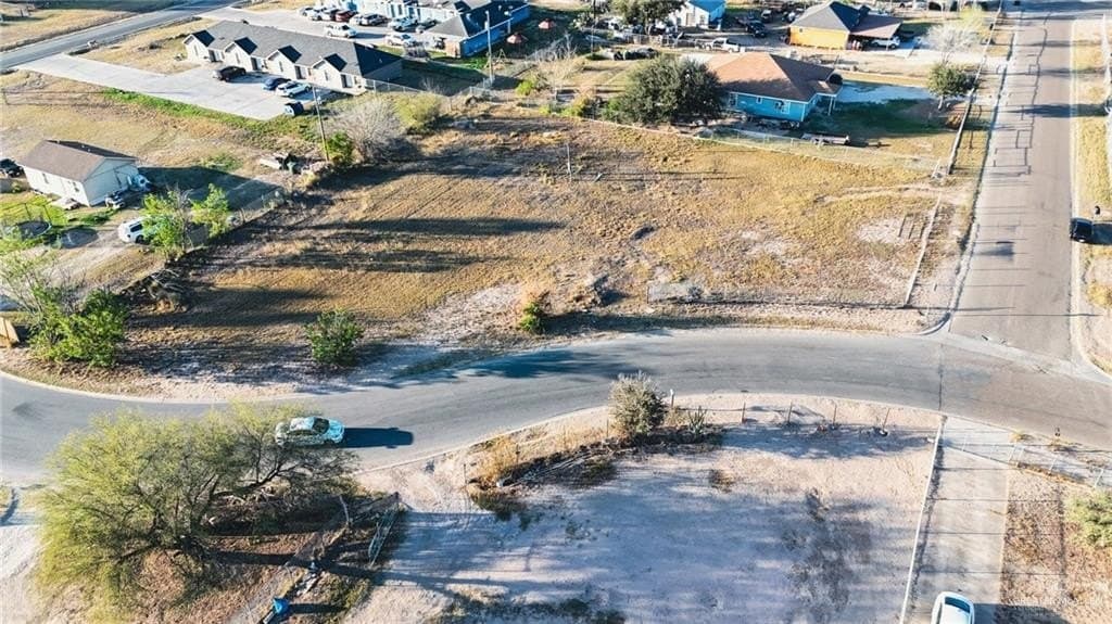 0.7 acres in Hidalgo County gallery image 3