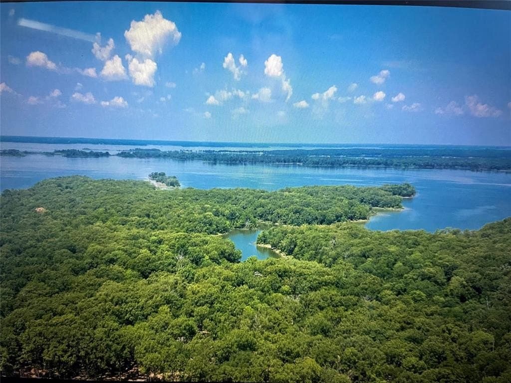 0.87 acres in Wood County