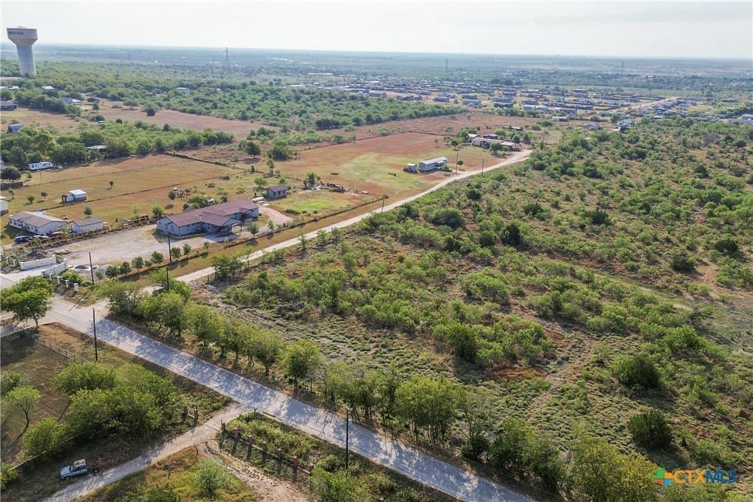 1.28 acres in Hays County - photo 12